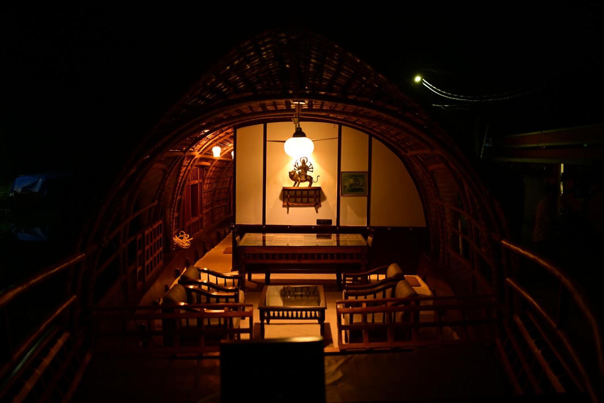فندق Thara'S Houseboat Alappuzha المظهر الخارجي الصورة